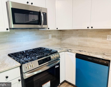 4405 Waterperry Court - Photo Thumbnail 13