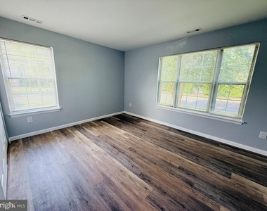 4405 Waterperry Court - Photo Thumbnail 18