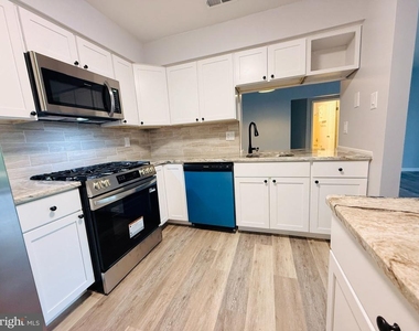 4405 Waterperry Court - Photo Thumbnail 6