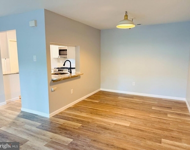 4405 Waterperry Court - Photo Thumbnail 3