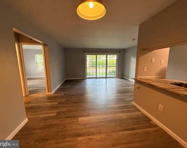 4405 Waterperry Court - Photo Thumbnail 17