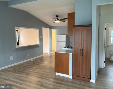 604 N Coles Avenue - Photo Thumbnail 7