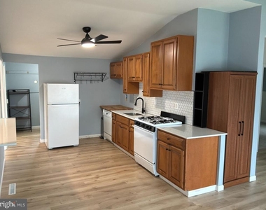 604 N Coles Avenue - Photo Thumbnail 5