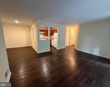 71 Iroquois Drive - Photo Thumbnail 3