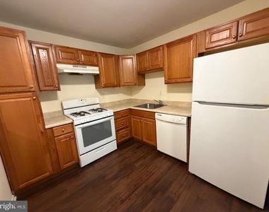 71 Iroquois Drive - Photo Thumbnail 4