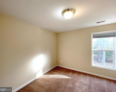 41555 Singletree Drive - Photo Thumbnail 19