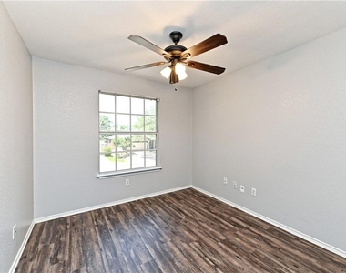 3512 Texas Topaz Dr - Photo Thumbnail 30