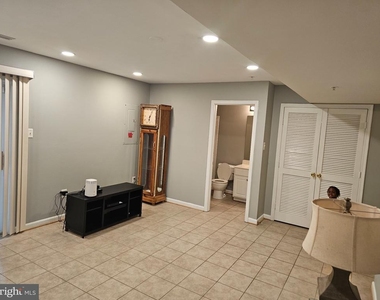 1113 Ring Bill Loop - Photo Thumbnail 5