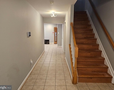 1113 Ring Bill Loop - Photo Thumbnail 3