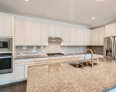 964 Naranjo Dr - Photo Thumbnail 10