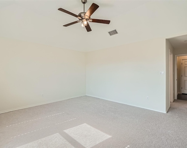 964 Naranjo Dr - Photo Thumbnail 15
