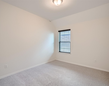 964 Naranjo Dr - Photo Thumbnail 21