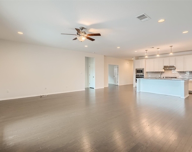 964 Naranjo Dr - Photo Thumbnail 7