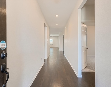 964 Naranjo Dr - Photo Thumbnail 4