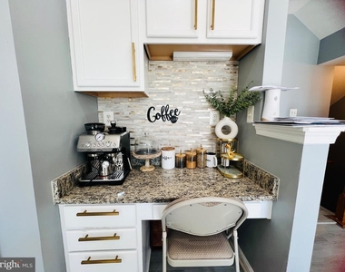 2422 Baileys Pond Road - Photo Thumbnail 16