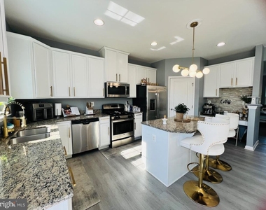 2422 Baileys Pond Road - Photo Thumbnail 14