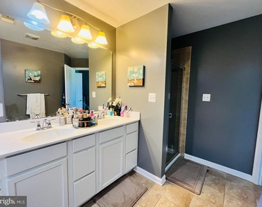 2422 Baileys Pond Road - Photo Thumbnail 23