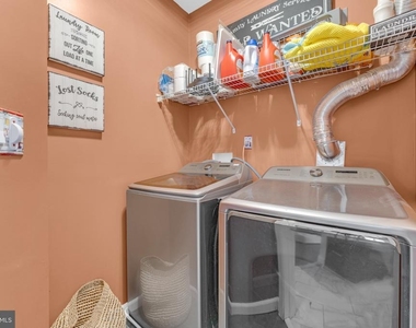 3146 Irma Court - Photo Thumbnail 8