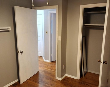 1602 Elson Street - Photo Thumbnail 18