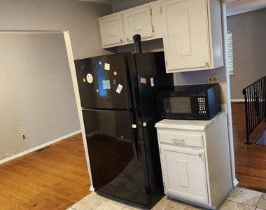 1602 Elson Street - Photo Thumbnail 7