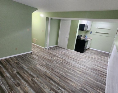 1602 Elson Street - Photo Thumbnail 45