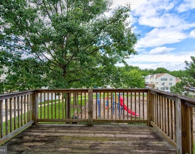 4304 Applegate Lane - Photo Thumbnail 30
