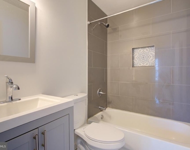 4304 Applegate Lane - Photo Thumbnail 22