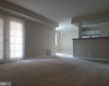 2500 Markham Lane - Photo Thumbnail 6