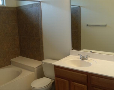 2409 Allred Dr - Photo Thumbnail 11