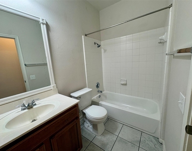 2409 Allred Dr - Photo Thumbnail 17