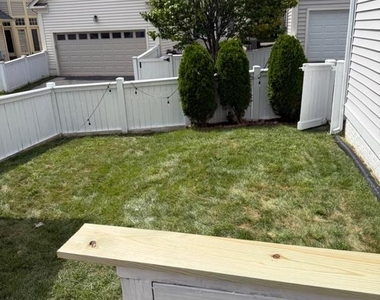304 Robena Way - Photo Thumbnail 18