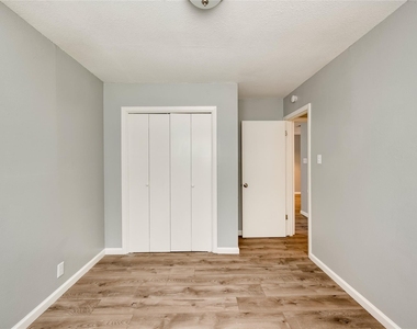 838 N Meadows Dr - Photo Thumbnail 16