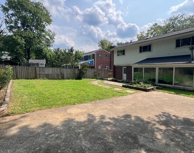 12907 Dean Road - Photo Thumbnail 6