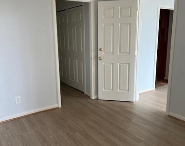 5101 River Road - Photo Thumbnail 24