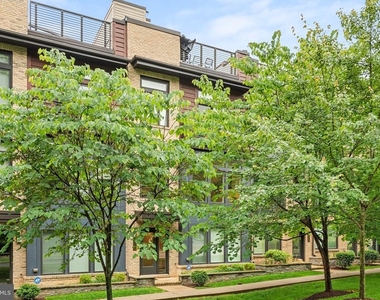 5307 Merriam Street - Photo Thumbnail 2
