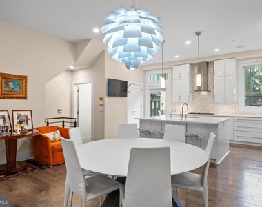 5307 Merriam Street - Photo Thumbnail 9