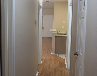 8712 Weiser Dr - Photo Thumbnail 11