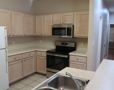 8712 Weiser Dr - Photo Thumbnail 5