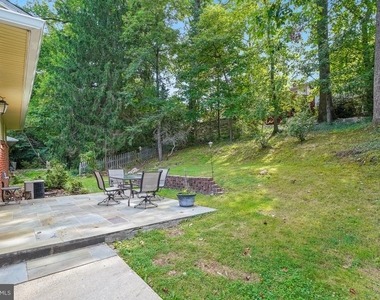 10705 Lockridge Drive - Photo Thumbnail 26