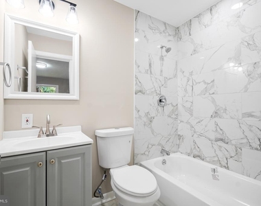 10705 Lockridge Drive - Photo Thumbnail 13
