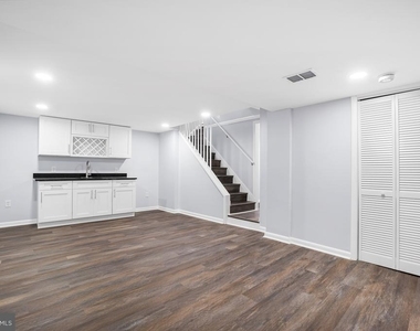 10705 Lockridge Drive - Photo Thumbnail 16