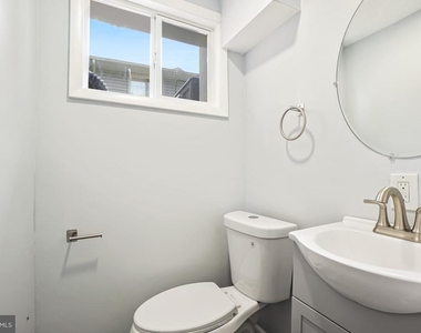 10705 Lockridge Drive - Photo Thumbnail 24