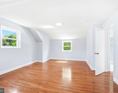 9403 New Hampshire Avenue - Photo Thumbnail 16
