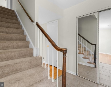 16 Cornerwood Court - Photo Thumbnail 3