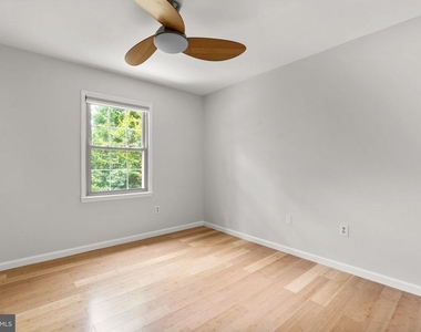 16 Cornerwood Court - Photo Thumbnail 14