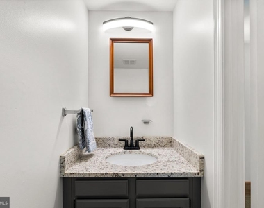 16 Cornerwood Court - Photo Thumbnail 13