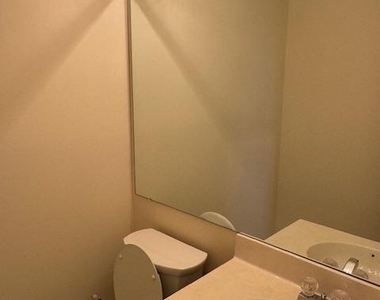 8630 Delcris Drive - Photo Thumbnail 23