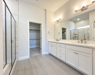 7212 Jument Dr - Photo Thumbnail 11