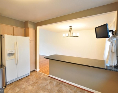 6400 Westland Road - Photo Thumbnail 10