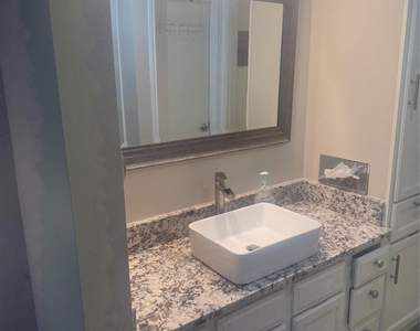 8888 Tallwood Dr - Photo Thumbnail 14